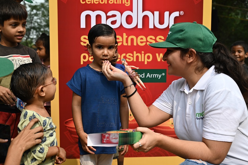 Madhur Sugars collaboration with Robin Hood Army