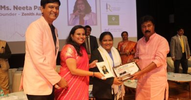 Neeta Patade Arthsanket Maharashtra Business Achiever's Award